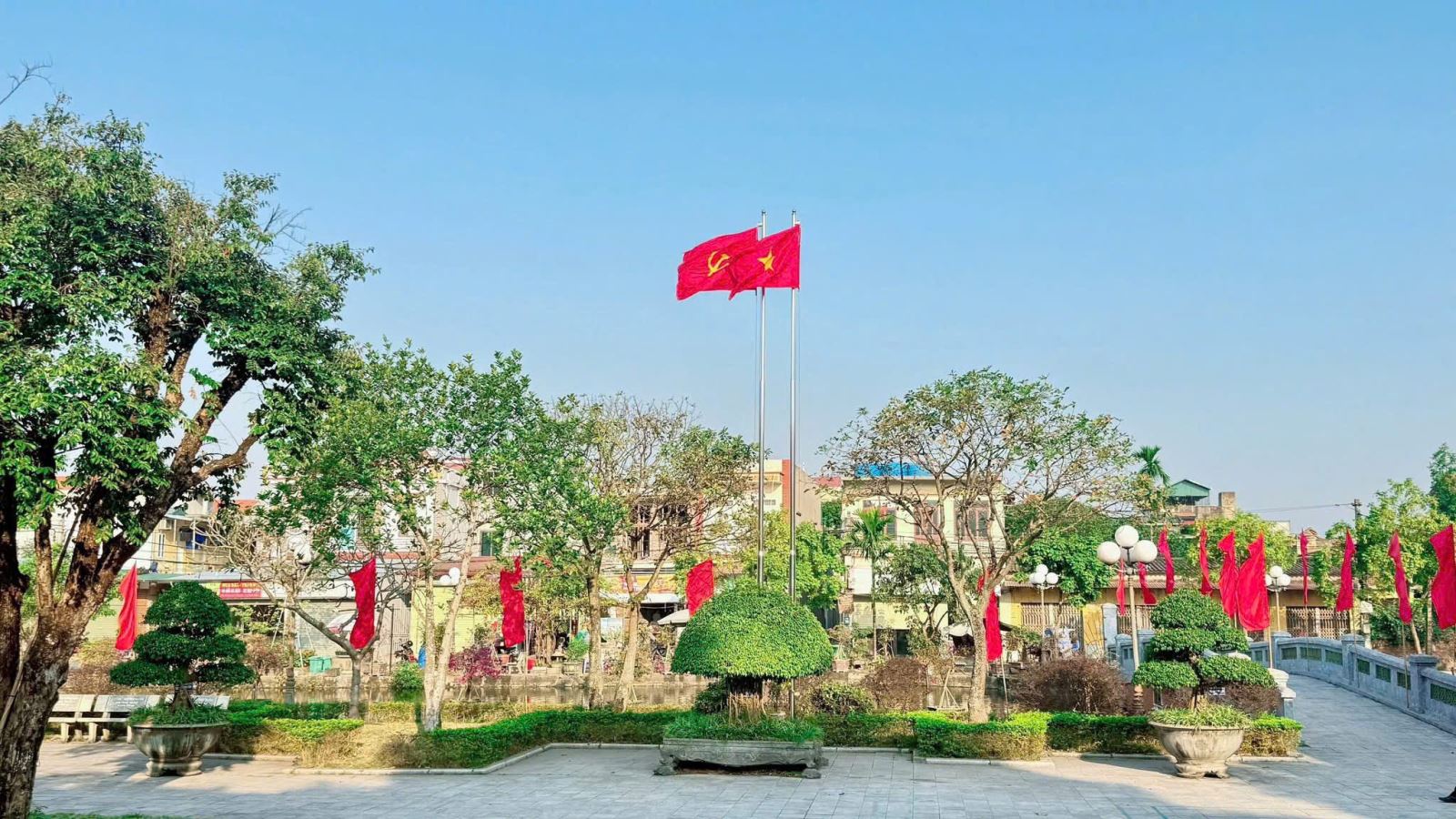tin tức